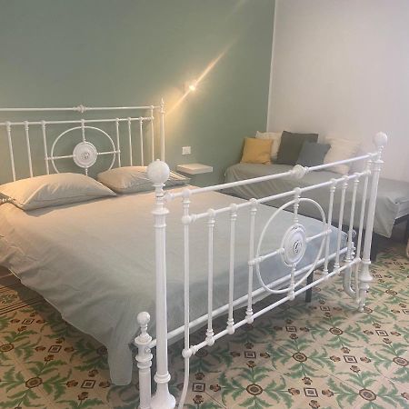 Bradamante Little Tower Apartman Trapani Kültér fotó